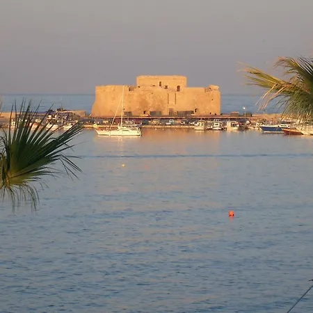 Lägenhetshotell Paphinia Seaview Paphos