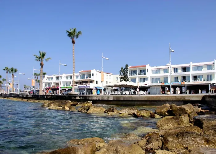 Paphinia Seaview Апарт-отель